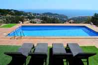 Swimming Pool Villa Santa Claudia