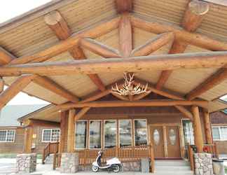 Exterior 2 Idaho Lodge and RV Park
