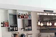 Bar, Cafe and Lounge Prea Gianca