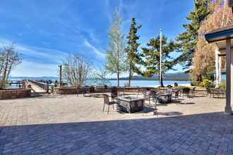Ruang Umum 4 Poolside  Right By The Shores Of Lake Tahoe 1 Bedroom Condo by RedAwning