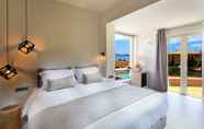 Bedroom 5 180 South Seaside Hotel