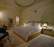 Bedroom 4 Design Cave Hotel