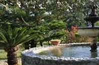 Swimming Pool Villa Lidia