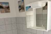 In-room Bathroom Ferienwohnungen, Monteurwohnungen & Pension FEWO Helmstedt