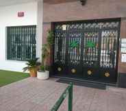 Exterior 3 Hostal El Palmeral