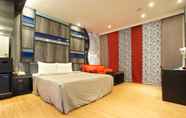 Bedroom 4 Catwalk Motel - Tainan