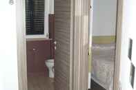 Toilet Kamar Verziere B&B