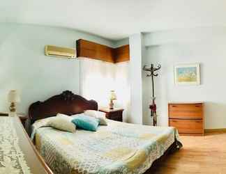 ห้องนอน 2 Timeless Apartment in the City Centre