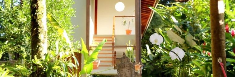 ล็อบบี้ Moksha Surf Yoga Villas