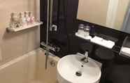 In-room Bathroom 4 Hotel Kumamoto Terrsa