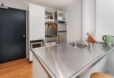 Bedroom 5 Charming 1 bdrm in Prime Viaduct Location - by Urban Butler