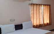ห้องนอน 5 Iroomz Aditya Residency