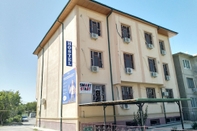 Exterior Hostel Mukarram