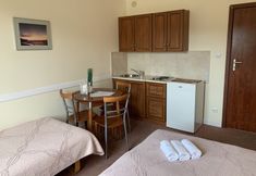 Bedroom 6 Magnolia Guest House