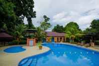 Swimming Pool Malagos Garden Resort