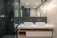 Toilet Kamar Central C&P Minimal Apartment