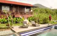 Swimming Pool 2 Dukuh Baturan Villa