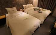 Bedroom 6 Hotel Yaja Guri Sutaek