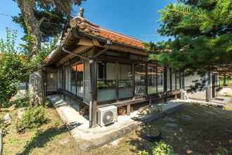 Exterior 4 Wealthy Farmer's House