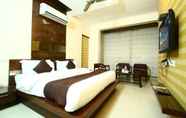 Bedroom 7 Hotel Maharani Regency