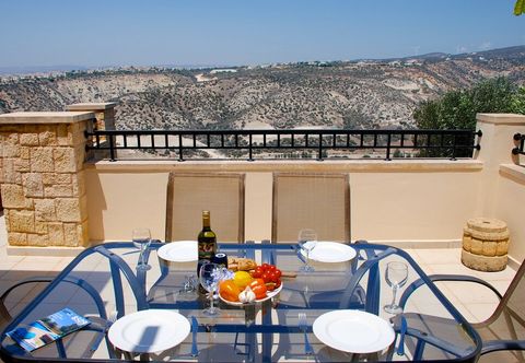 Others Charming 3 bedroom villa 'EZ02' with beautiful views, communal pool and resort facilities, Zephyros Village on Aphrodite Hills Resort