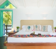 Kamar Tidur 2 Isla Providencia, Oceanfront, Last Authentic Caribbean Treasure, Entire Home, Featured in Financial Times, Conde Nast, Architectural Digest, Vogue