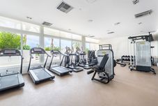 Fitness Center Top Fort Lauderdale Condo 9th Floor - Private and Sanitized, Hotel Amenities, Free Parking for Stays Over 27 Days, 400 ft From the Beach. Hosted by Super Host!