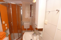In-room Bathroom Apartment for 5 Persons With two Bedrooms and Internet
