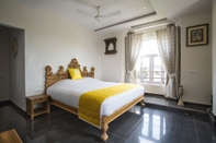 Bedroom Bloom Boutique - Lake Pichola Heritage Hotel