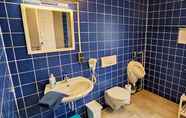 Toilet Kamar 2 Unterkunft4you Ferienhaus Zum Burgfried