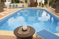 Swimming Pool Majestic Webooking Apartments 108