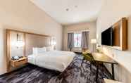 Bedroom 2 Fairfield Inn & Suites by Marriott Gainesville I-35