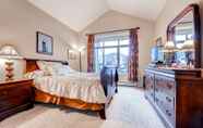 Bedroom 2 Bay Club Town Homes by CRMR