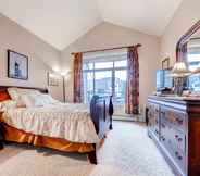 Bedroom 2 Bay Club Town Homes by CRMR