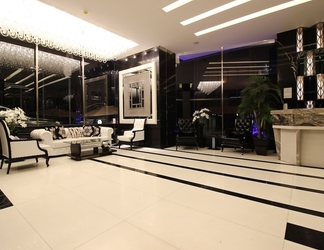 Lobby 2 Palm Ville Suites