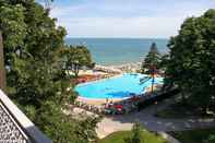 Swimming Pool Lotos Hotel - Riviera Holiday Club