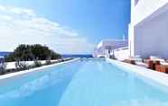 Swimming Pool 2 Ciel Villas Paros