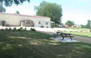 Common Space 2 Camping A La Ferme De Cornaton