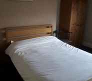 Phòng ngủ 5 Narrowboat Inn