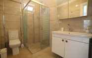 In-room Bathroom 6 Sardunya Apart Otel