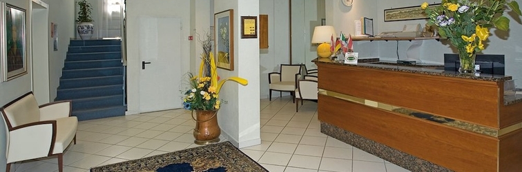 Lobi Hotel Villa Aspe