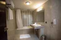 In-room Bathroom Jatra Rooms