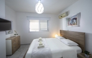 ห้องนอน 7 Larnaca Finikoudes Suite 405