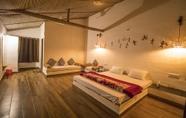 Kamar Tidur 4 WOWSTAYZ Pachmarhi Foothill Cottages