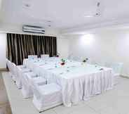 Functional Hall 4 Hotel AVN Grand