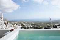 Swimming Pool Santorini Dreams Villas
