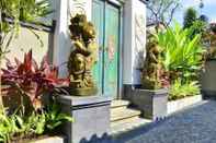 ภายนอกอาคาร Nuaja Balinese Guest House