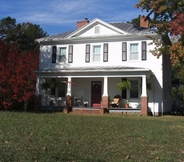 Exterior 2 The Chandler House Bed and Breakfast