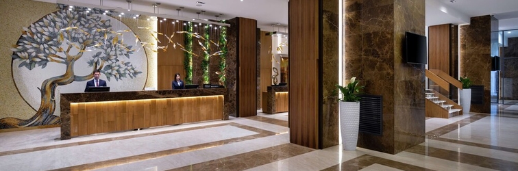 Sảnh chờ DoubleTree by Hilton Almaty