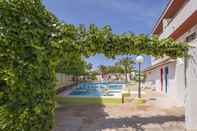 Swimming Pool Hotel Bahia Playa